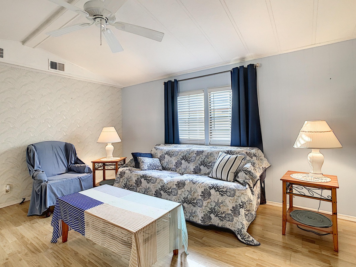 12300 Longhorn Dr, Ponderosa Park, FL 34667 SmartReal