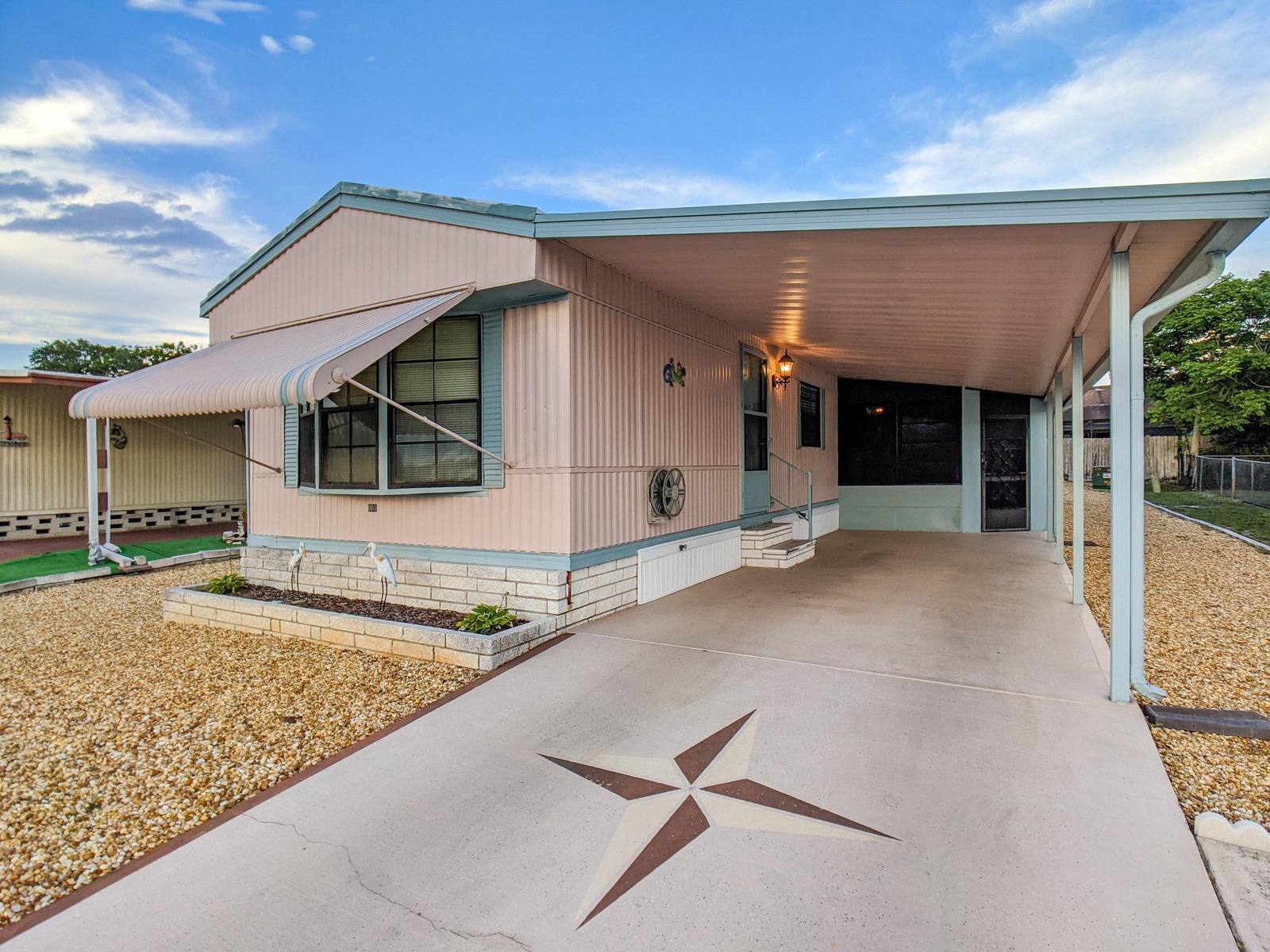 12300 Longhorn Dr, Ponderosa Park, FL 34667 SmartReal