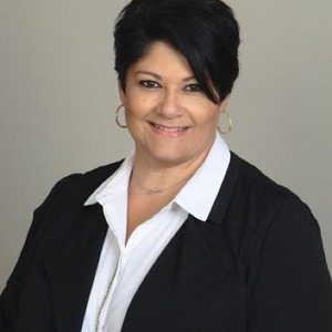 Dania Valentine